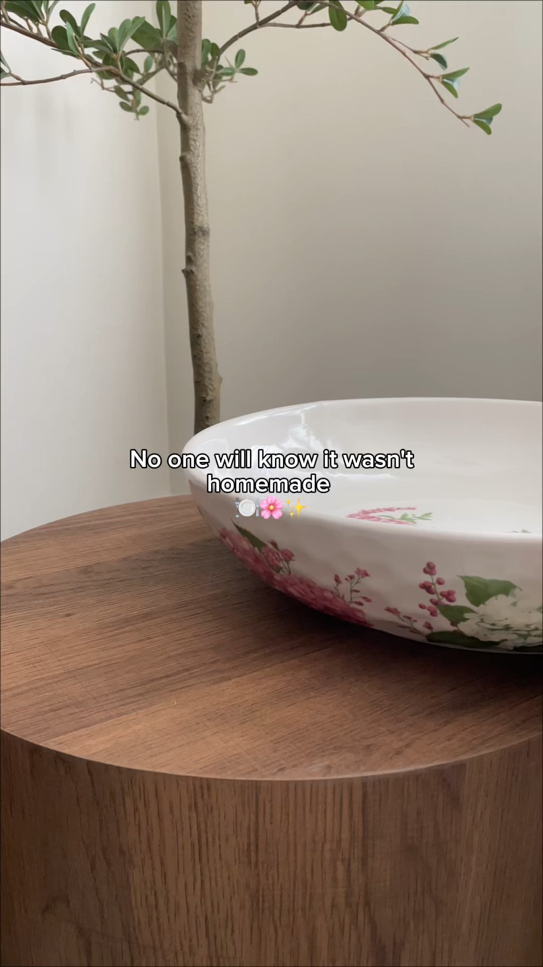 This serving dish makes all your food look instantly put together when you are entertaining. It comes with matching utensils and the prettiest seasonal prints! @QVC 

#LTKSeasonal #LTKfoodie #LTKHome