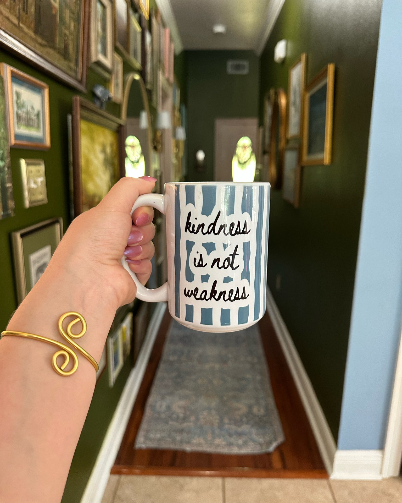 Eats today 🩷 Coffee out of one my favorite mugs and lunch I ordered from Factor to make meals easier for myself. So good — added the naan because I’m a carb girlie.

#LTKmomlife #LTKselfcare #LTKdayinmylife