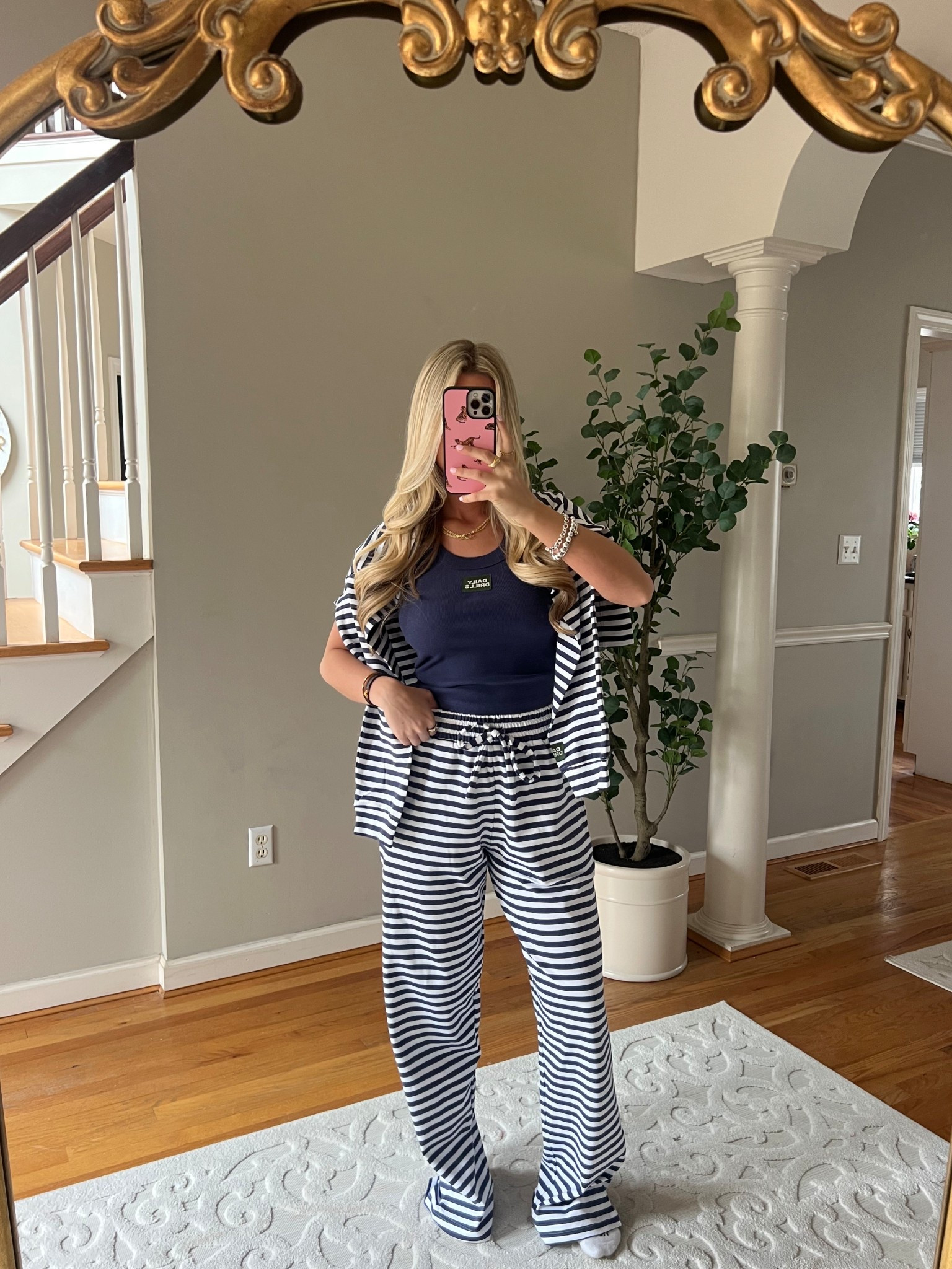 Outfit of the day! 
Daily Drills

#LTKFindsUnder100 #LTKU #LTKStyleTip