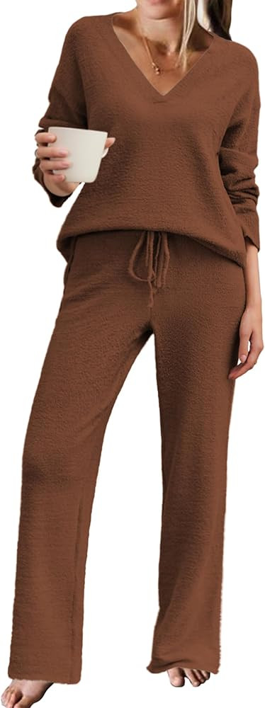 Ekouaer Pajamas for Women 2 Piece Lounge Set Fuzzy Fleece Long Sleeve Pullover Sweater Top Wide L... | Amazon (US)