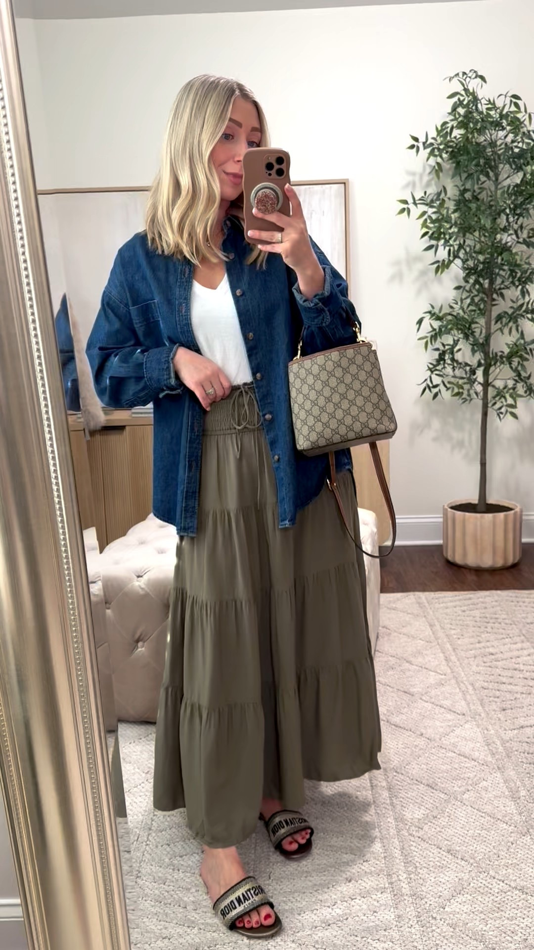 Casual Saturday OOTD, size XS denim shirt (color: Bleu In The Dark), skirt size small, tee size medium



#LTKFindsUnder100 #LTKgrwm #LTKHoliday