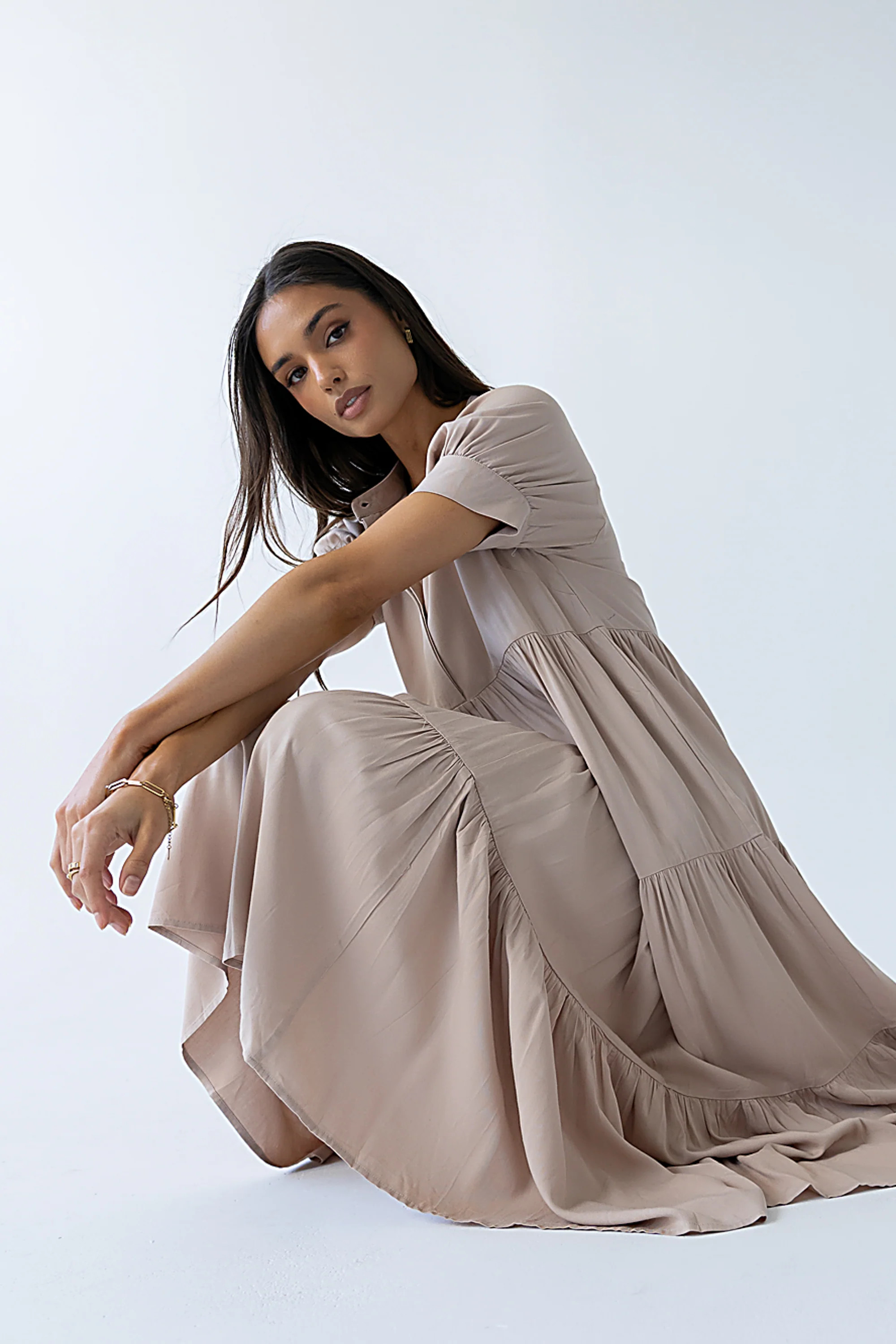 Amanda Tiered Dress in Tan | Böhme US