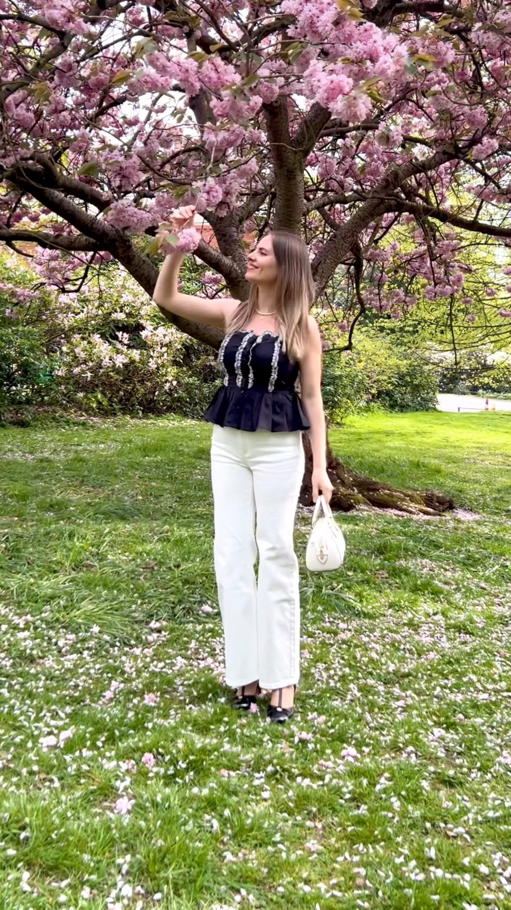 In love with this spring look in collaboration with @topvintage @topvintagestore AD They have the most gorgeous collection of vintage-inspired high-quality clothing, shoes and accessories 🌹

Top, white jeans & leather heels received from @topvintage AD

#topvintagestyle #vintage #vintagefashion #springfashion #nature 

#LTKuk #LTKstyletip #LTKshoes
