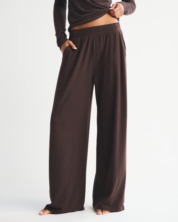Lounge Brushed Wide Leg Sweatpant | Abercrombie & Fitch (US)