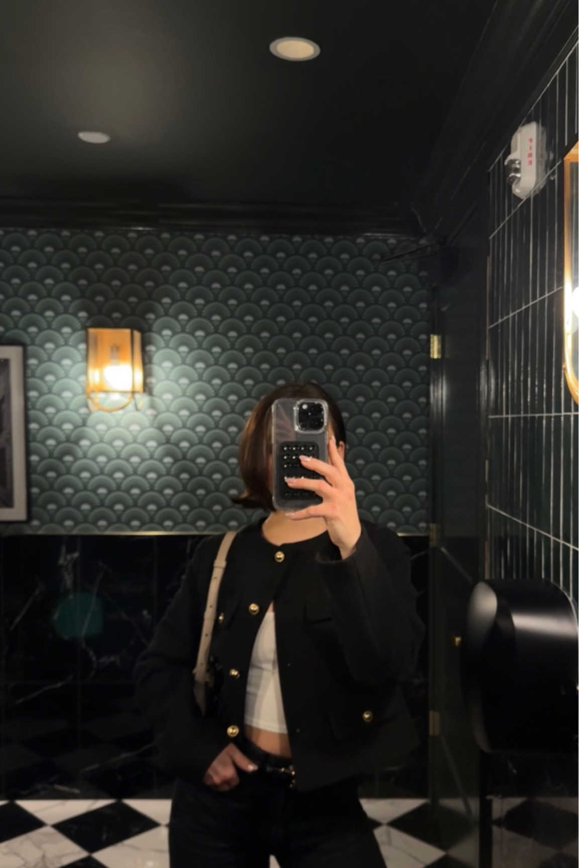 Friday night date night 🍸

#LTKbeauty #LTKSeasonal #LTKstyletip