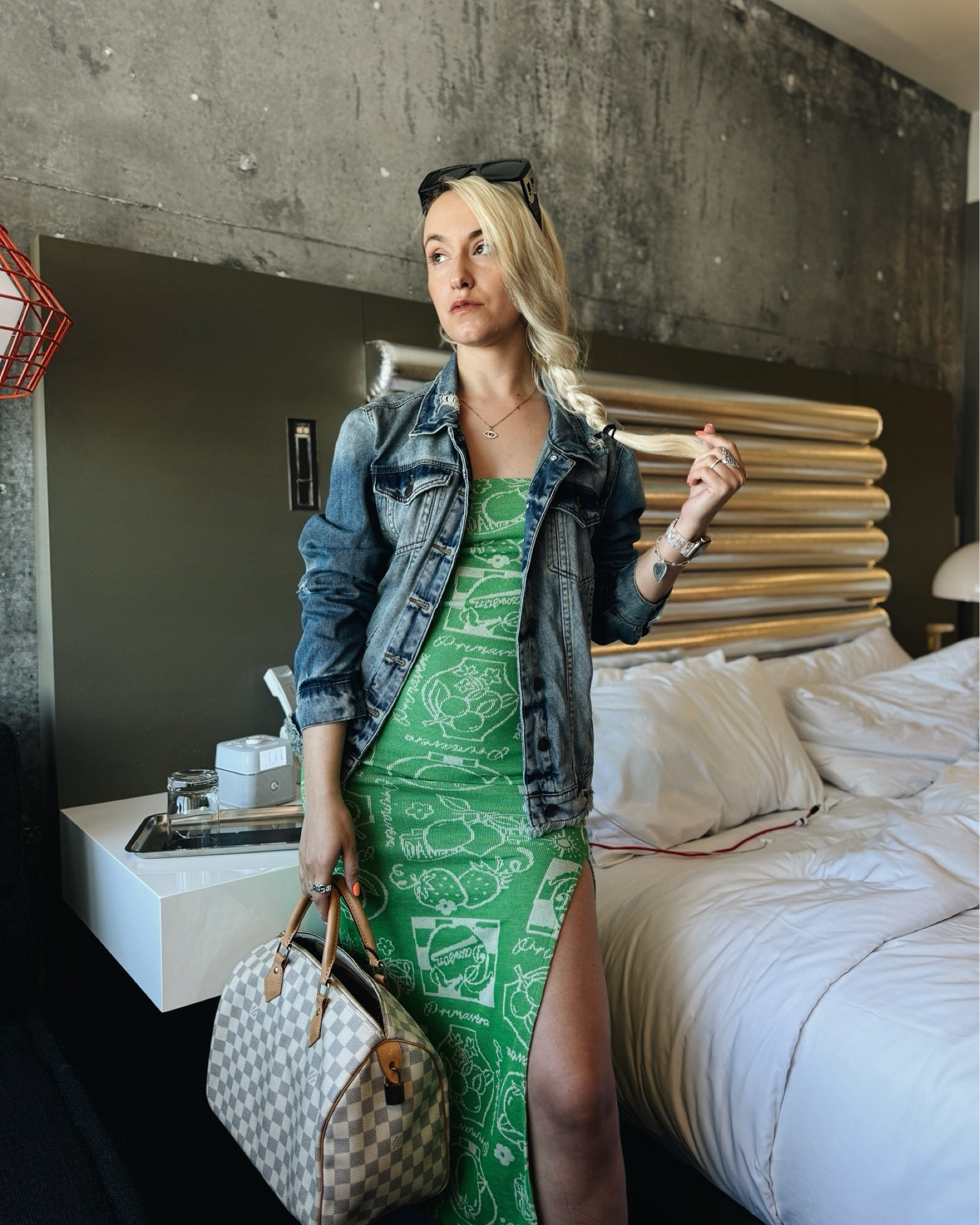 Turns out green is my color 💚 

Thanks for the summer weather Seattle, ready for Whistler bachelorette weekend 🤩

#ootd #outfitoftheday #summeroutfits #summeroutfitideas #wiw #stylefiles #stylediary #styleblog