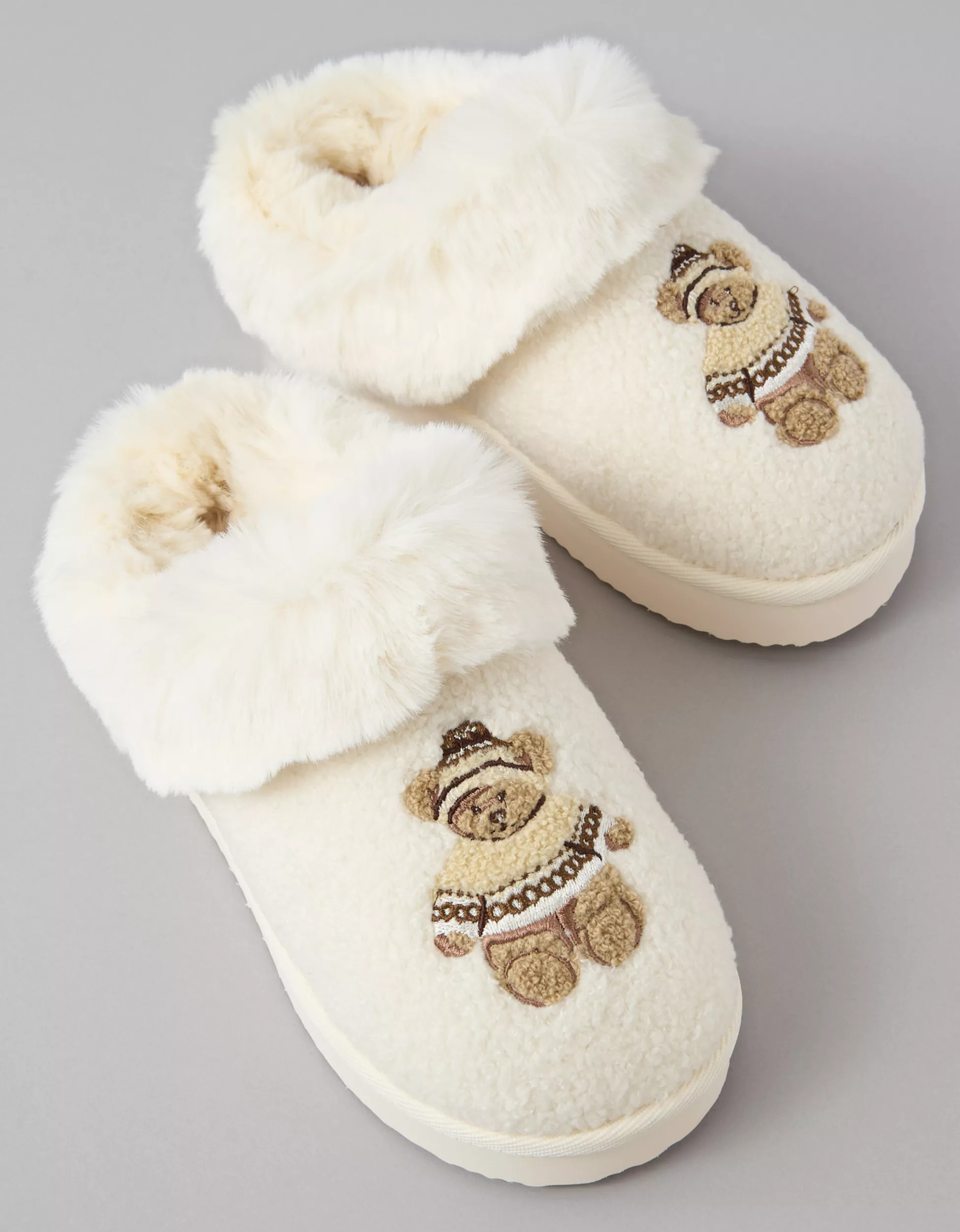 AE Shearling Scuff Slipper | American Eagle Outfitters (US & CA)