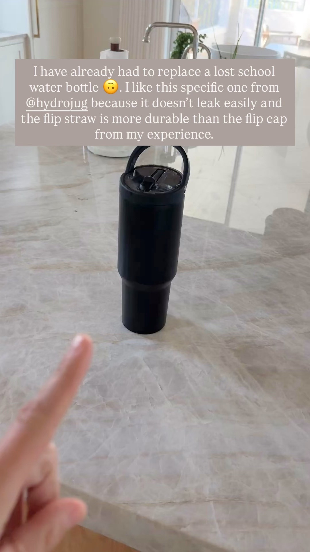 School water bottle that doesn’t leak 👏🙌 comes in tons of colors

#LTKmomlife #LTKU #LTKTravel