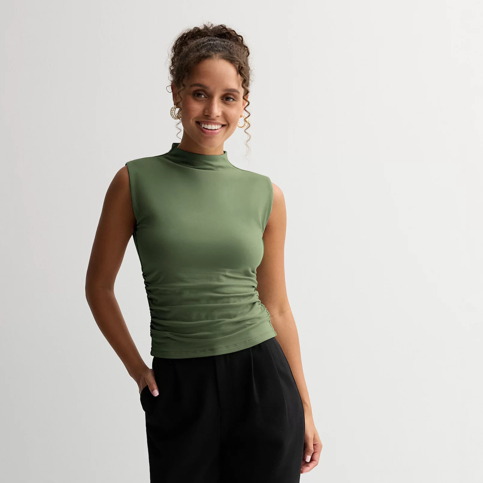 Juniors' SO® Sleeveless Mock Neck Ruched Top | Kohl's