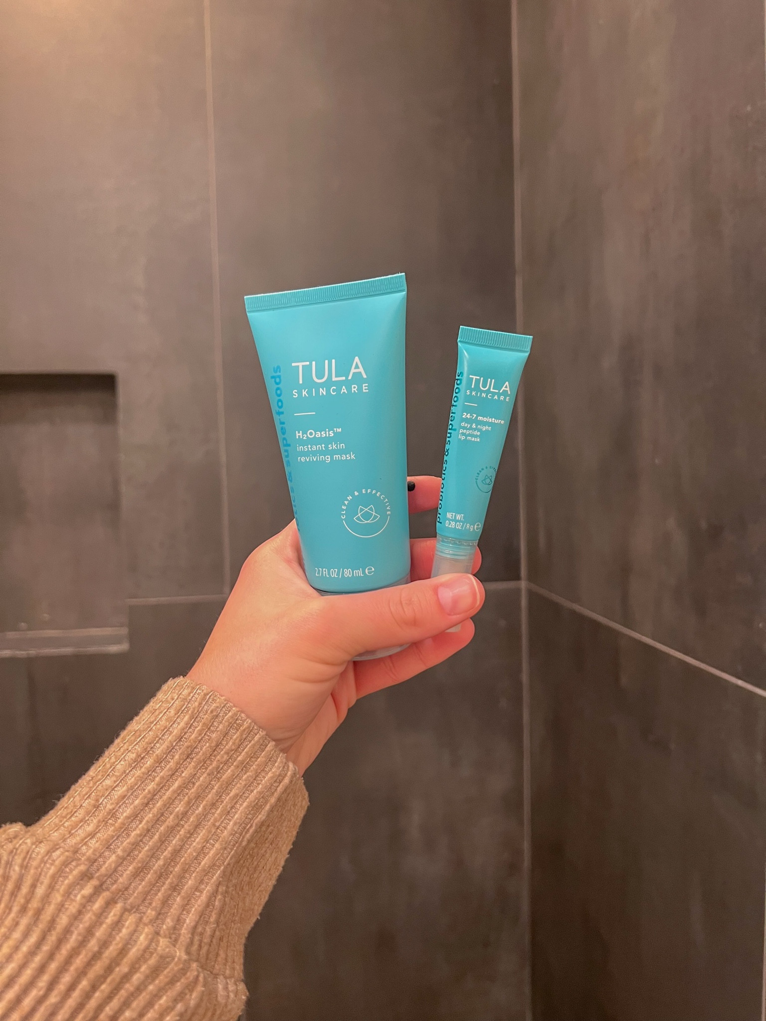 TULA favorites, winter skincare favorites, hydration mask, lip peptide treatment 🩵❄️

#LTKBeauty #LTKGiftGuide #LTKSeasonal