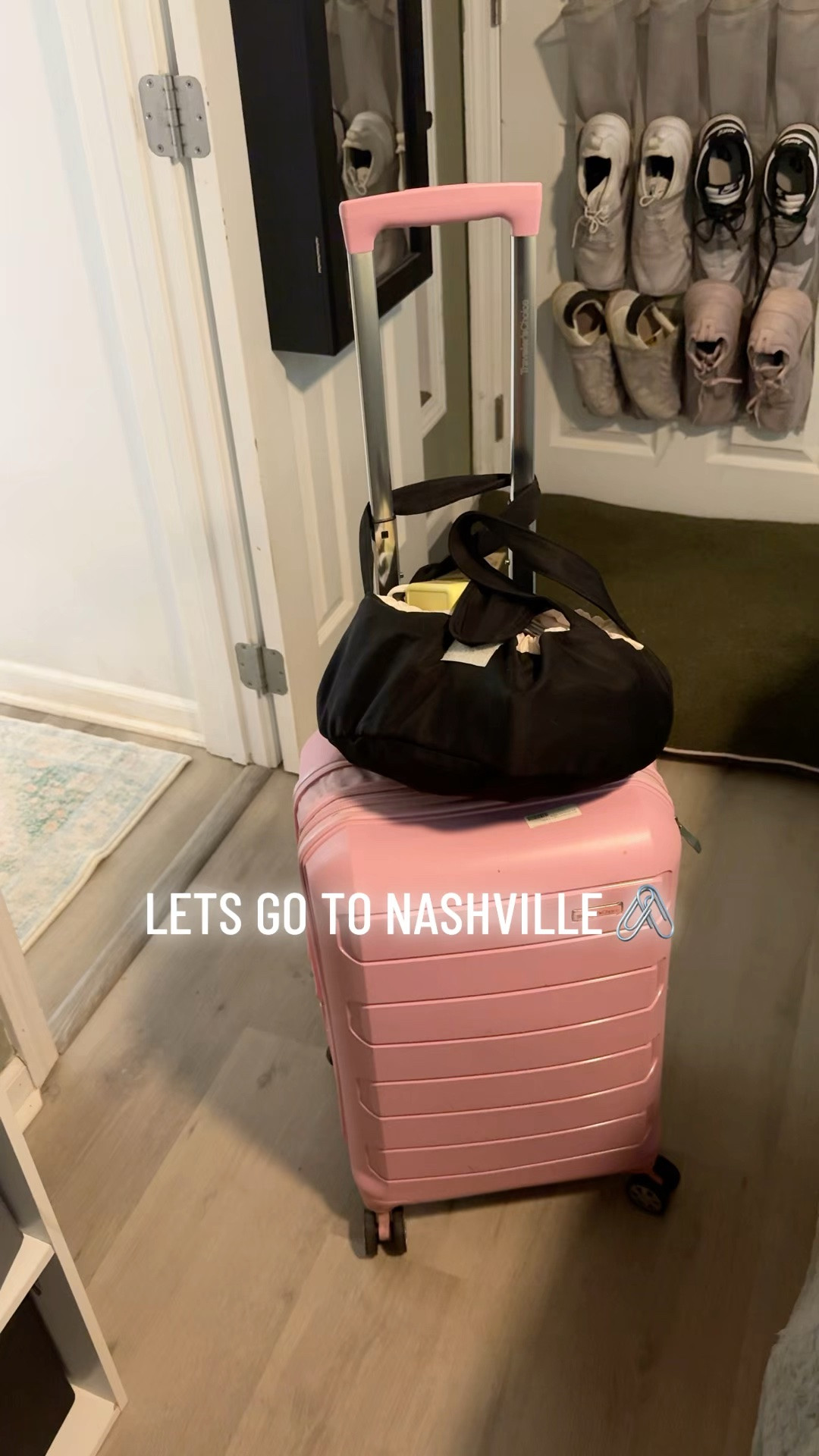 What I pack in my suitcase for a 3 day work trip

#LTKdayinmylife