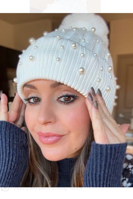 How cute is this pearl beanie?!?!

#LTKfindsunder50 #LTKGiftGuide #LTKHoliday