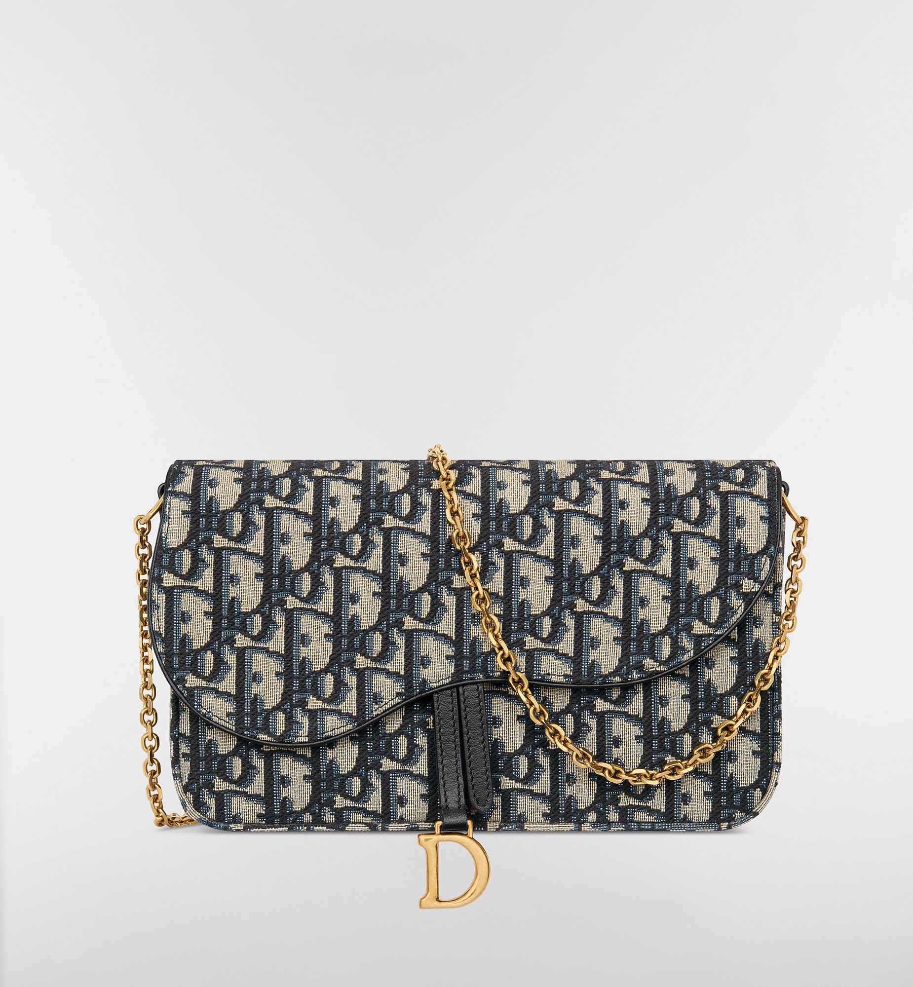 Medium Saddle Pouch with Chain Blue Dior Oblique Jacquard | DIOR | Christian Dior Parfums UK