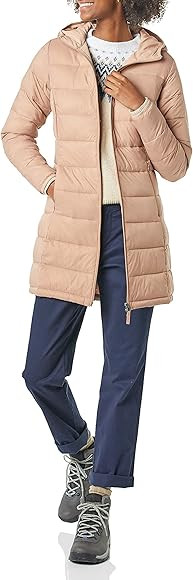 Amazon Essentials Women's Lightweight Water-Resistant Packable Puffer Coat | Amazon (US)