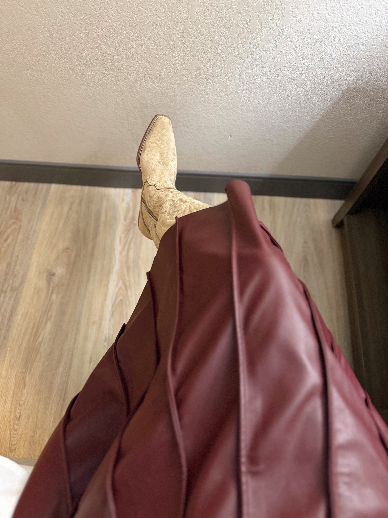 Neutral western boots that go with everything

#LTKootd #LTKFindsUnder100