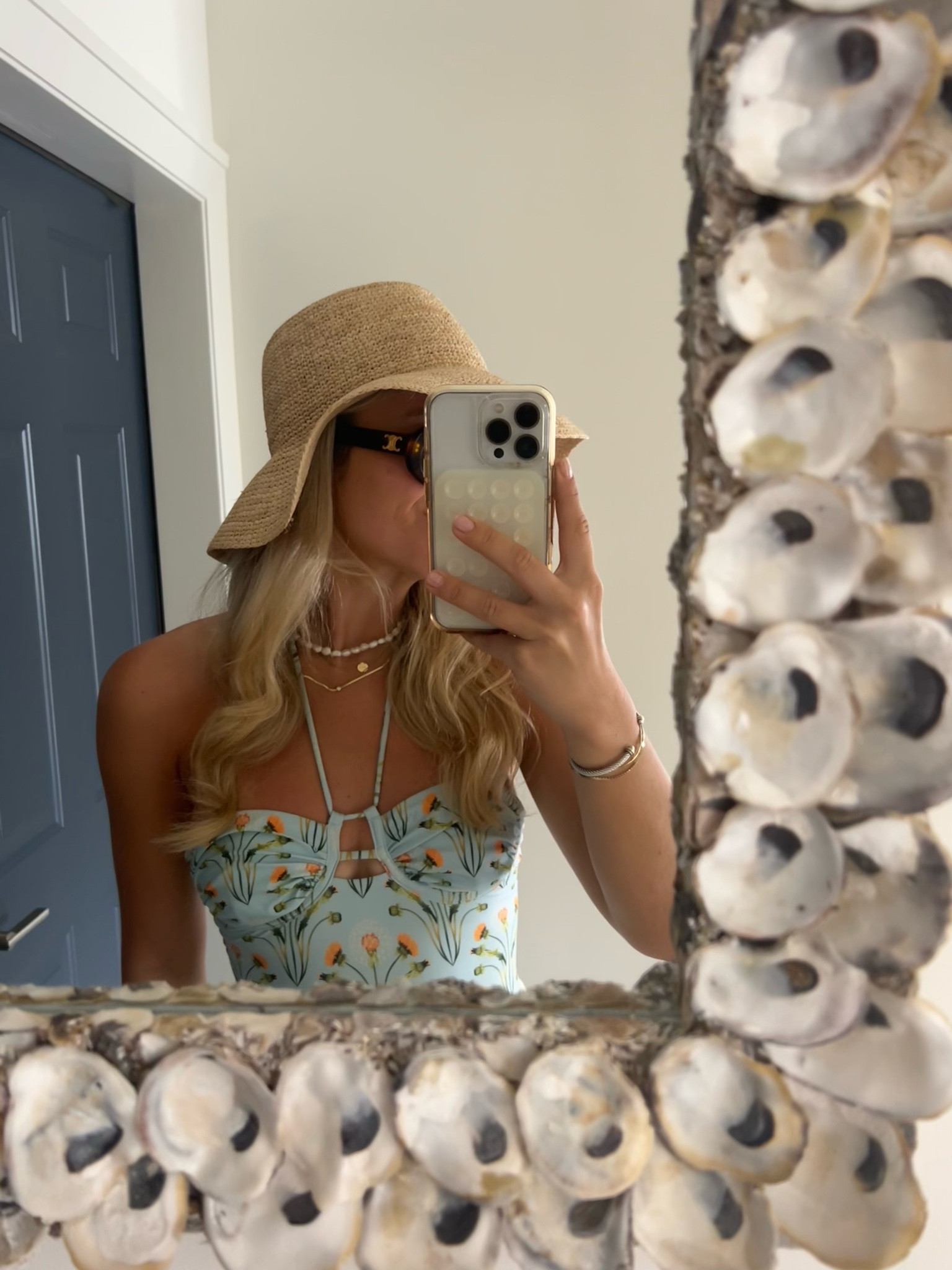 Beach look!🐚

#LTKstyletip #LTKSeasonal #LTKfindsunder100