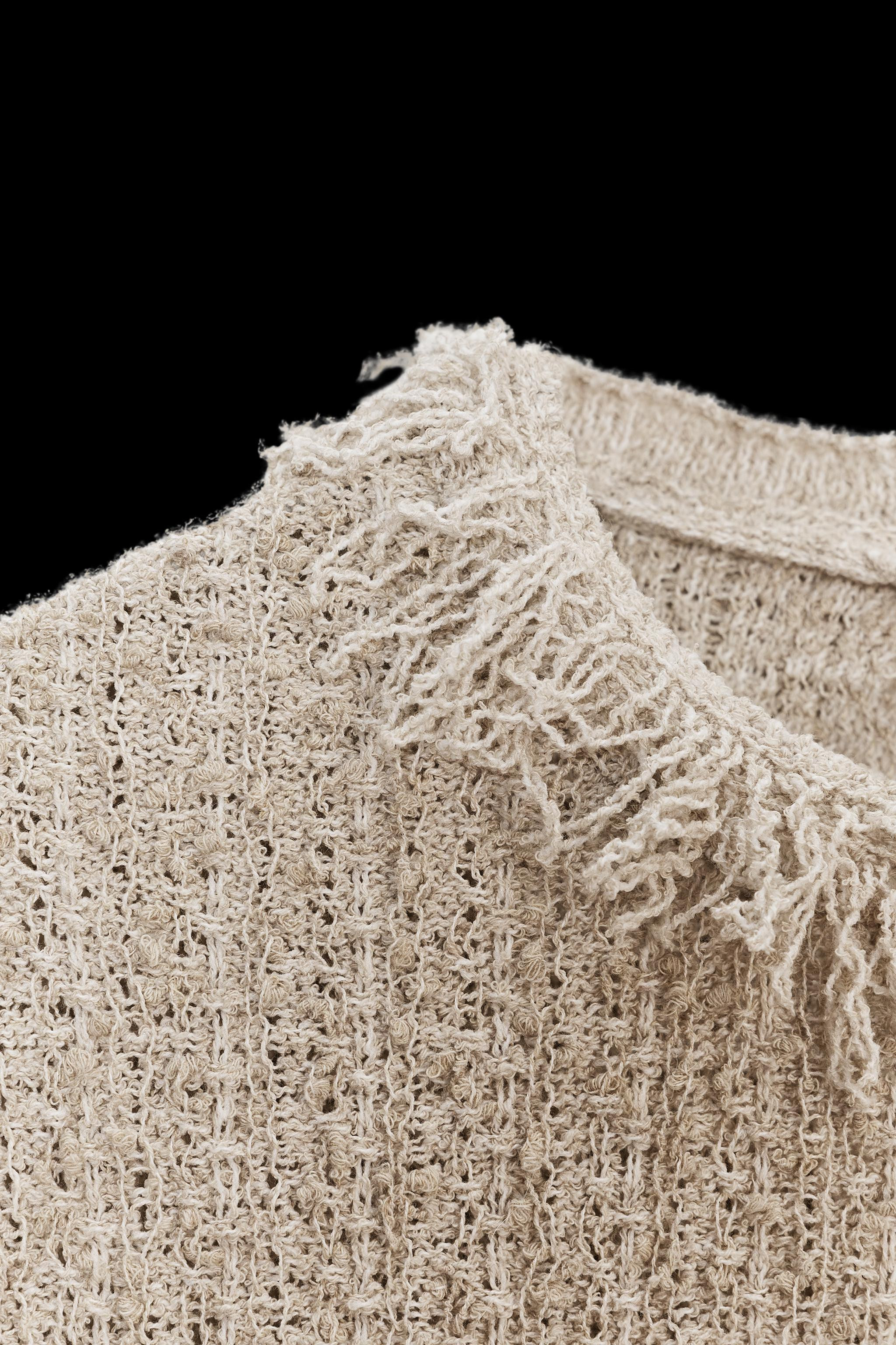 TEXTURED KNIT FRINGE VEST | Zara US