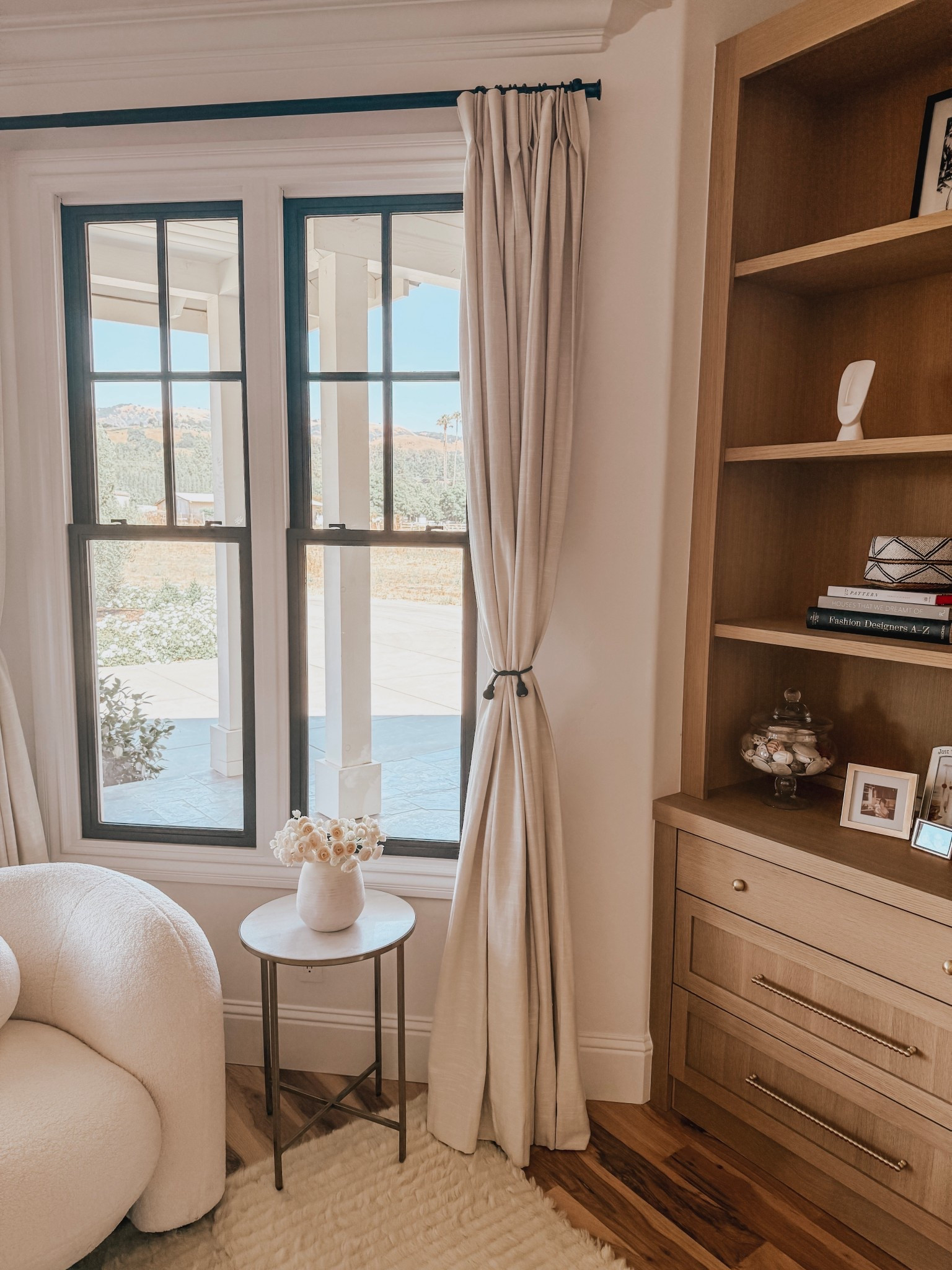 I'm loving how these magnetic curtain ties add a little extra style 

#LTKHome