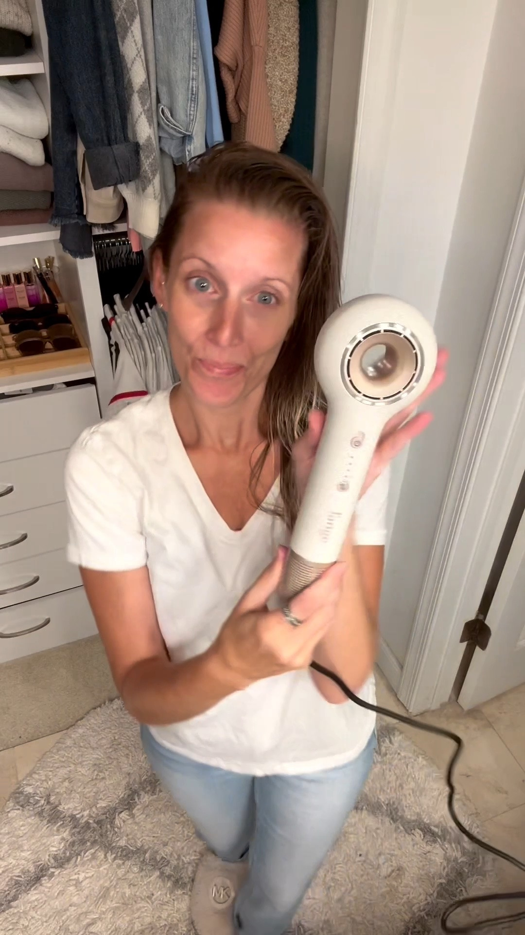 Hair wash day, but make it feel like I just left the salon. 🙆🏼‍♀️✨ I’ve been trying out the L’ange Axia HaloRing Hair Dryer and I am LOVING how smooth and shiny my hair looks!

It’s super lightweight, dries my hair FAST, has customizable heat + speed settings, and it even remembers my last settings for next time. 👏🏼 And that magnetic wall mount?! Such a good little bonus for keeping my bathroom counter clutter-free. 😂

But really… that shine at the end speaks for itself. 😍✨

#LangeHair #HairTok #HairRoutine #AtHomeBlowout #HealthyHairTips

#LTKgrwm #LTKselfcare #LTKBeauty