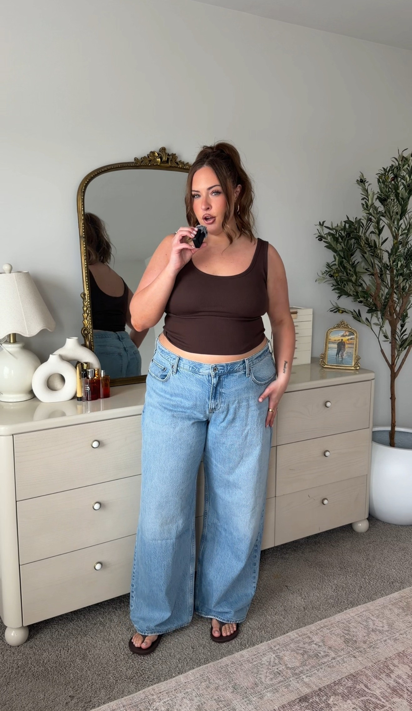 Wearing a size 34L! #AbercrombiePartner @abercrombie

Use code DENIMAF to get an additional 15% off almost everything in stores and online at checkout from August 5, 2026 to August 10, 2026 in
US/CA. Exclusions apply. See details online.