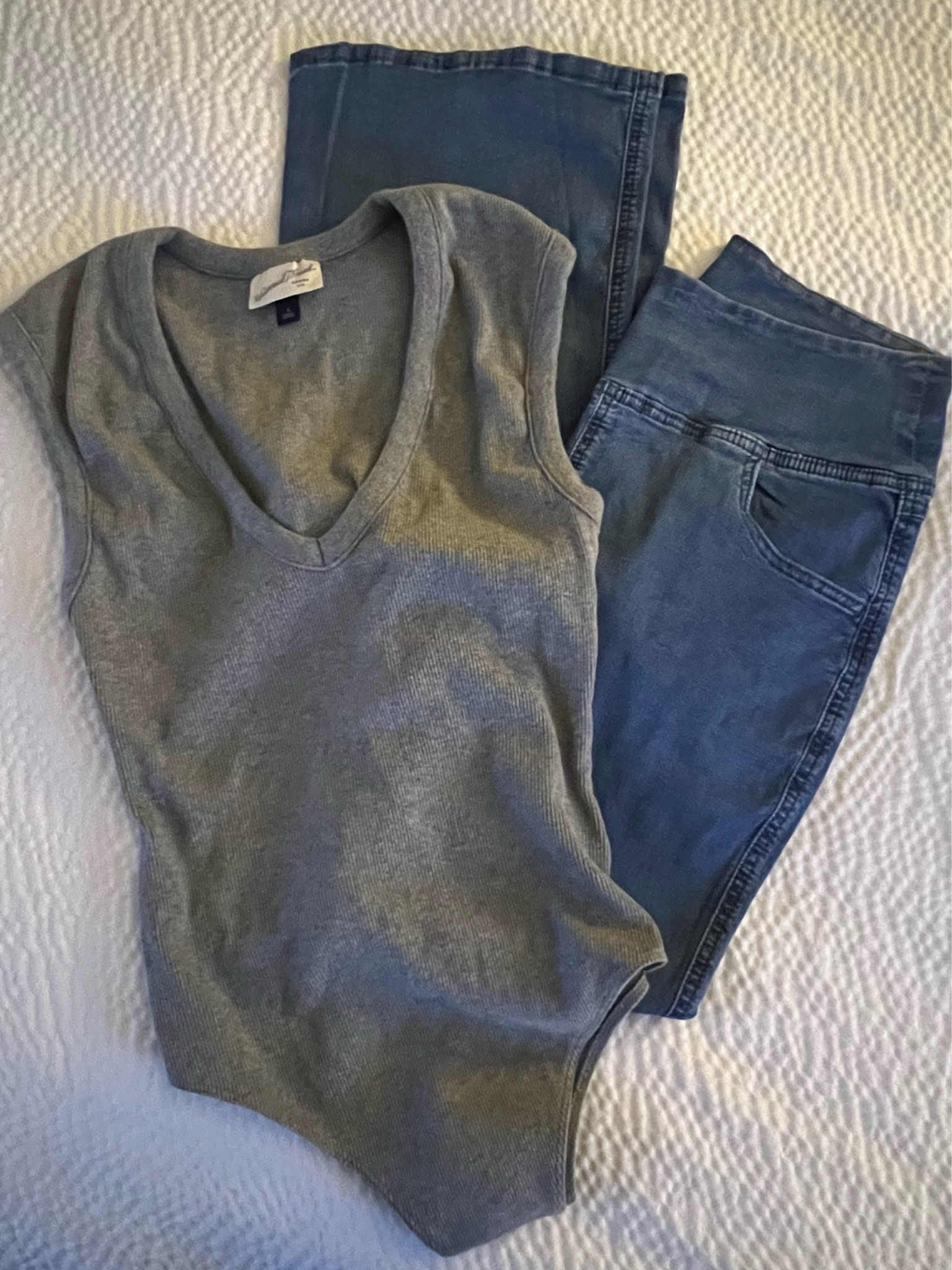 The best bodysuit you’ll ever own!! I grabbed small. These jeans are super stretchy and have a cute flat leg style! 