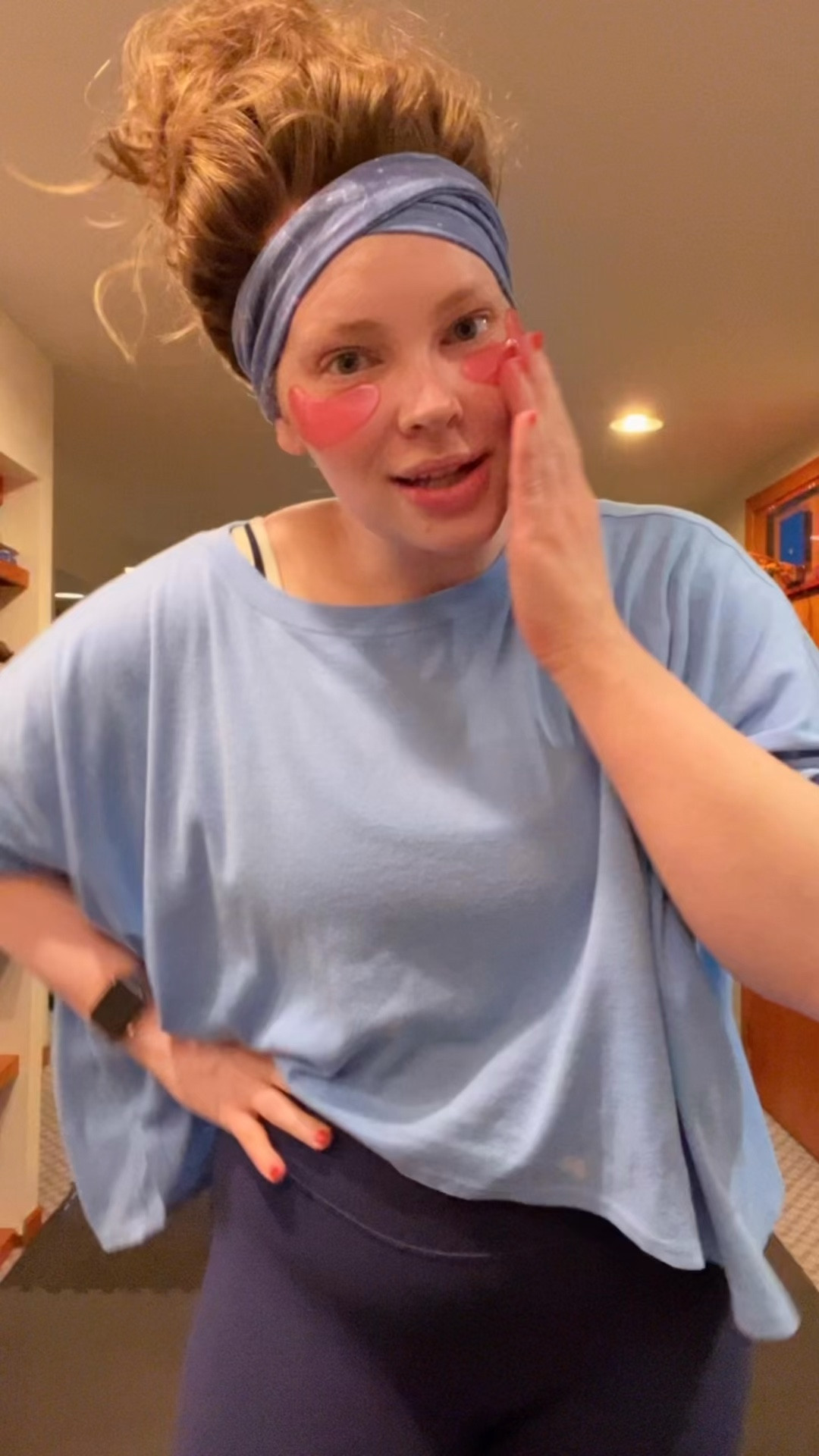 Workout fit of the day on a Monday! Linked all my faves! 

Sizing: 
Medium in tops + bottoms! 

#LTKfitnessgoals #LTKmorningroutine #LTKootd