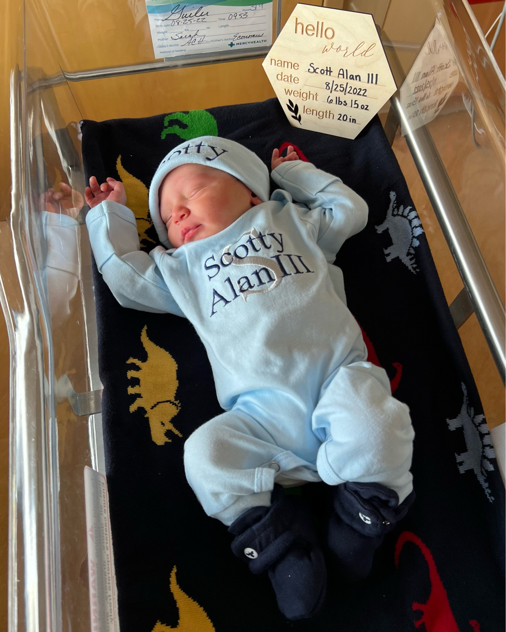 Newborn outfit. Baby boy clothes. Newborn hospital outfit. Newborn coming home outfit. Birth announcement sign. Birth stats sign. Newborn baby clothes. Coming home outfit. Newborn hat. Newborn announcement. 

#LTKfamily #LTKbaby