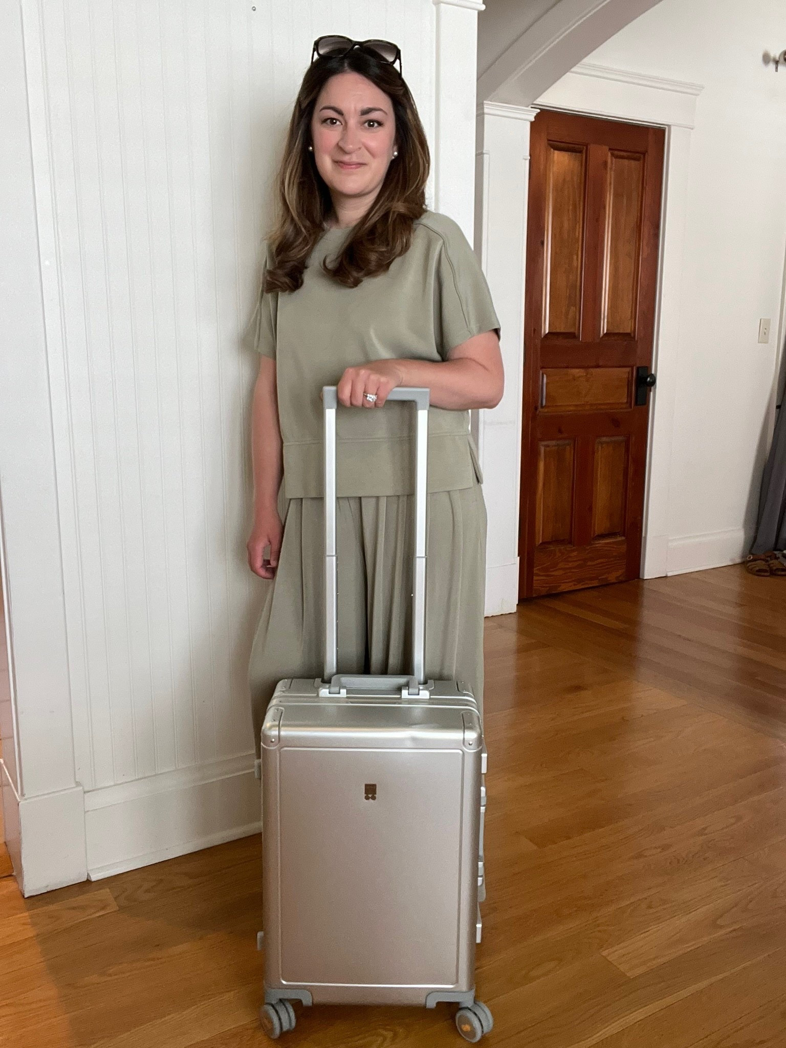 The easiest travel day set ✈️ comfy enough for the airport but still looks put together!

Travel, vacation, spring, summer, airport, airplane 

#LTKSeasonal #LTKTravel #LTKootd