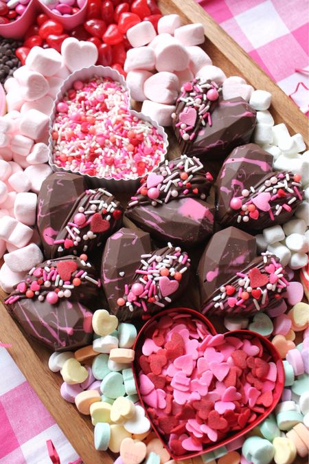 Heart hot cocoa bombs for Valentine’s Day! Everything you need!