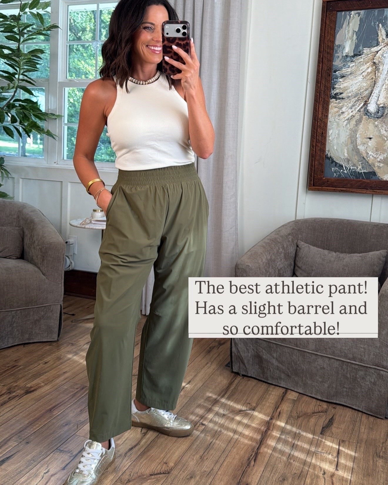 these pants are SO good 🤎 the cutest athletic pants and seriously so comfy!! target coming through again 👏🏼✨

#WalmartFinds #WalmartFashion #FallFashion #AffordableFashion #CasualStyle #LTKFinds