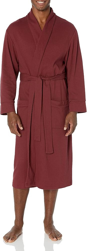 Amazon Essentials Men's Lightweight Waffle Robe (Available in Big & Tall) | Amazon (US)