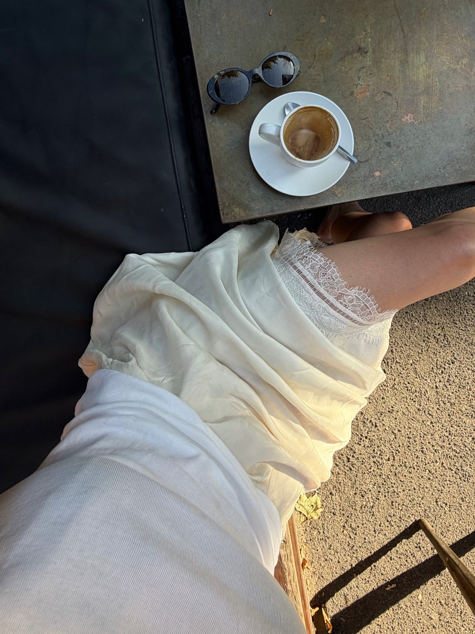 Spring summer lace skirt cream look Dissh 