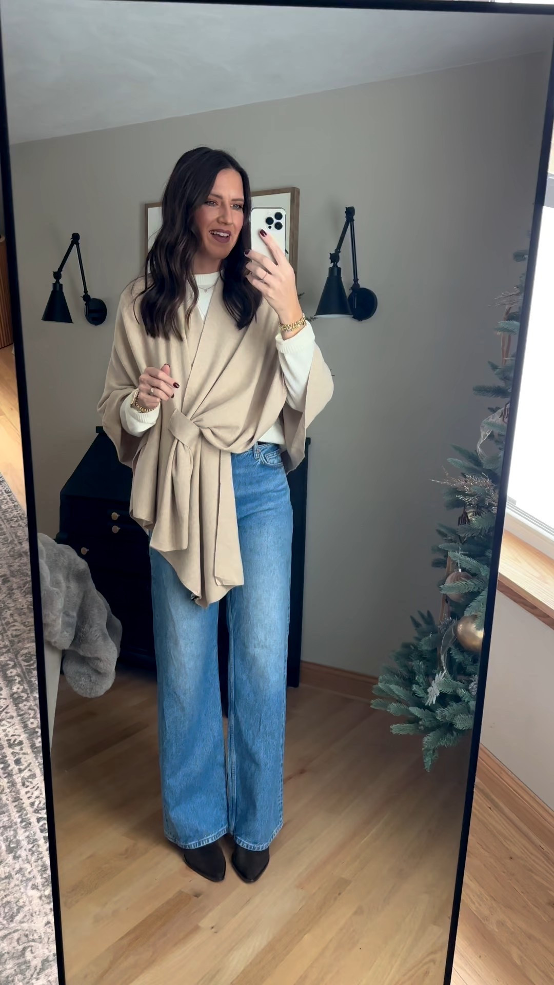 Classy outfit inspiration 

Sweater - medium tall
Jeans - 26 long 