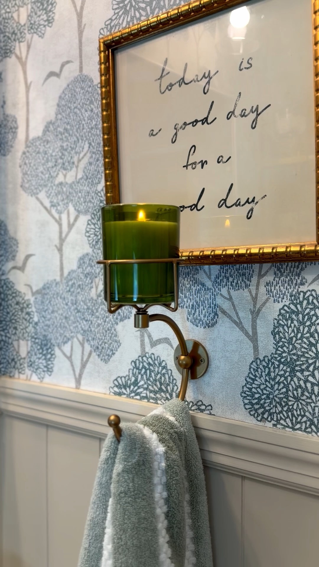 The best find ever! Omgsh!! Candle and towel holder are so cute and better now ✨
.
.
Hay muchas opciones, pero encontré esta económica y buena calidad. 
.

#LTKSeasonal #LTKHome #LTKSaleAlert