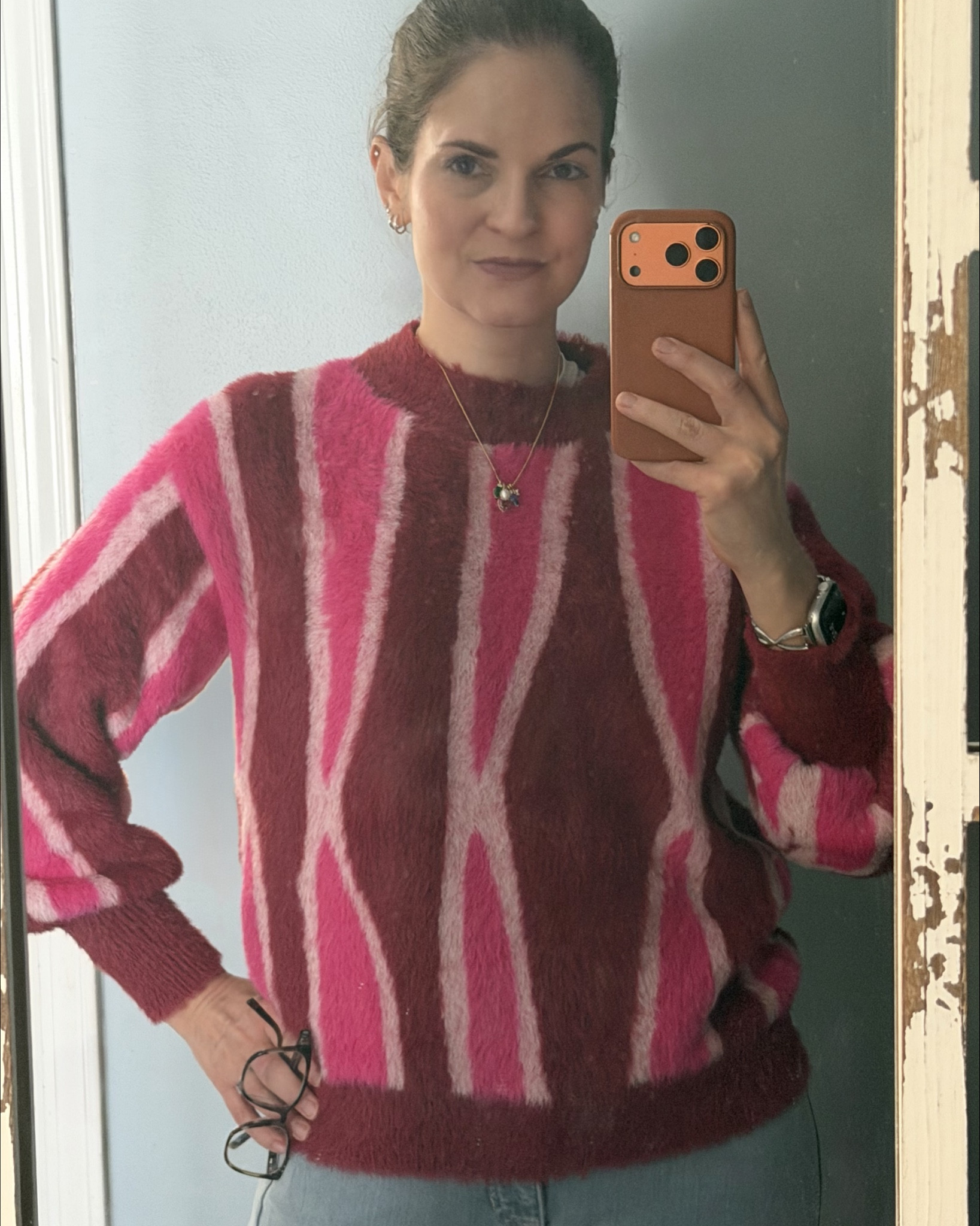 Happy Valentine’s! 💕 It’s the warmest it’s been in ages (46°!!) but still loving some cozy layers and staying in. Tagging some of my cozy finds here!

#LTKmomlife #LTKootd #LTKValentine