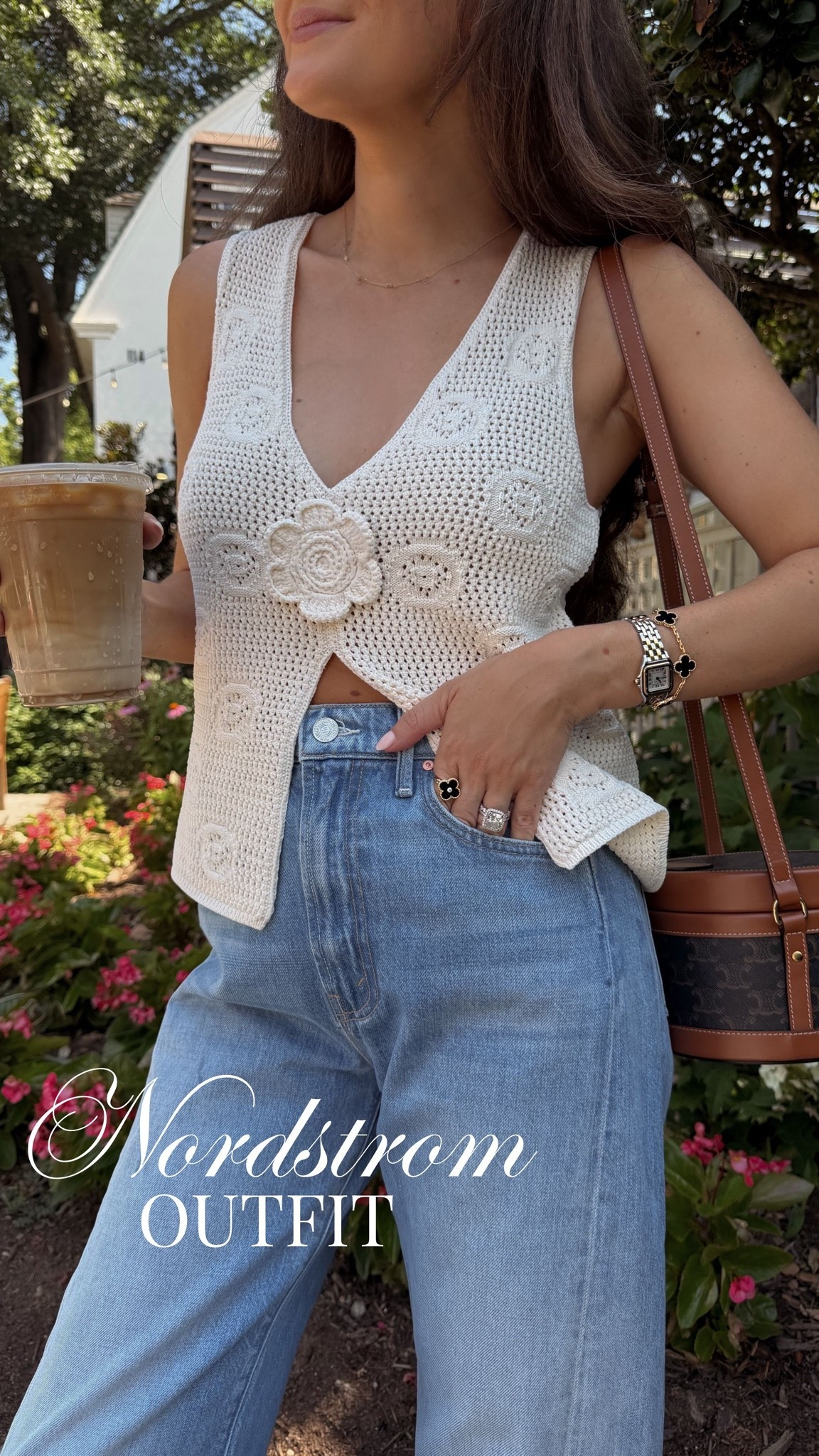 My most worn pair of jeans! They are true to size and fit perfectly! I will be styling them for every season 🤎

#LTKSeasonal #LTKmomlife #LTKootd