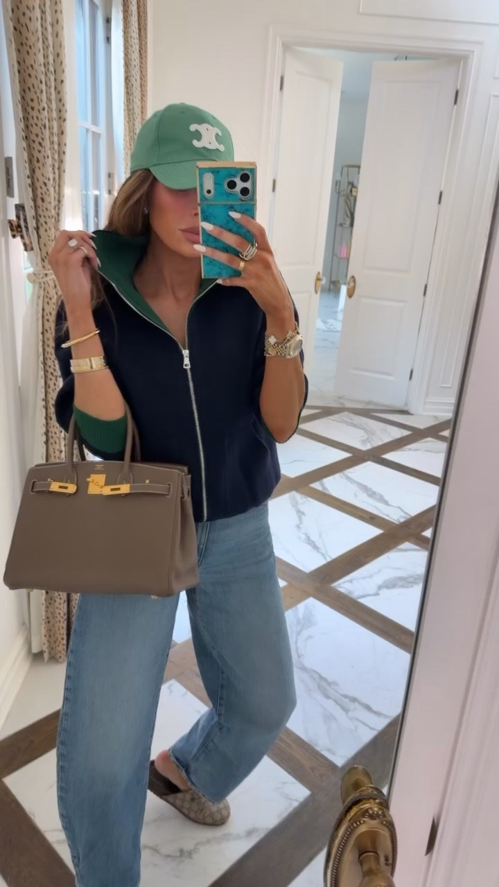 Okay this zip up is CUTE!! I’m wearing a small and US 2 in jeans!! 

Zara fashion, Zara finds, Fall outfits women, Autumn outfits, Casual fall outfits, Fall jackets, Teacher outfits, Gemma Beauty, Emily Gemma

#LTKgrwm #LTKmomlife #LTKSeasonal