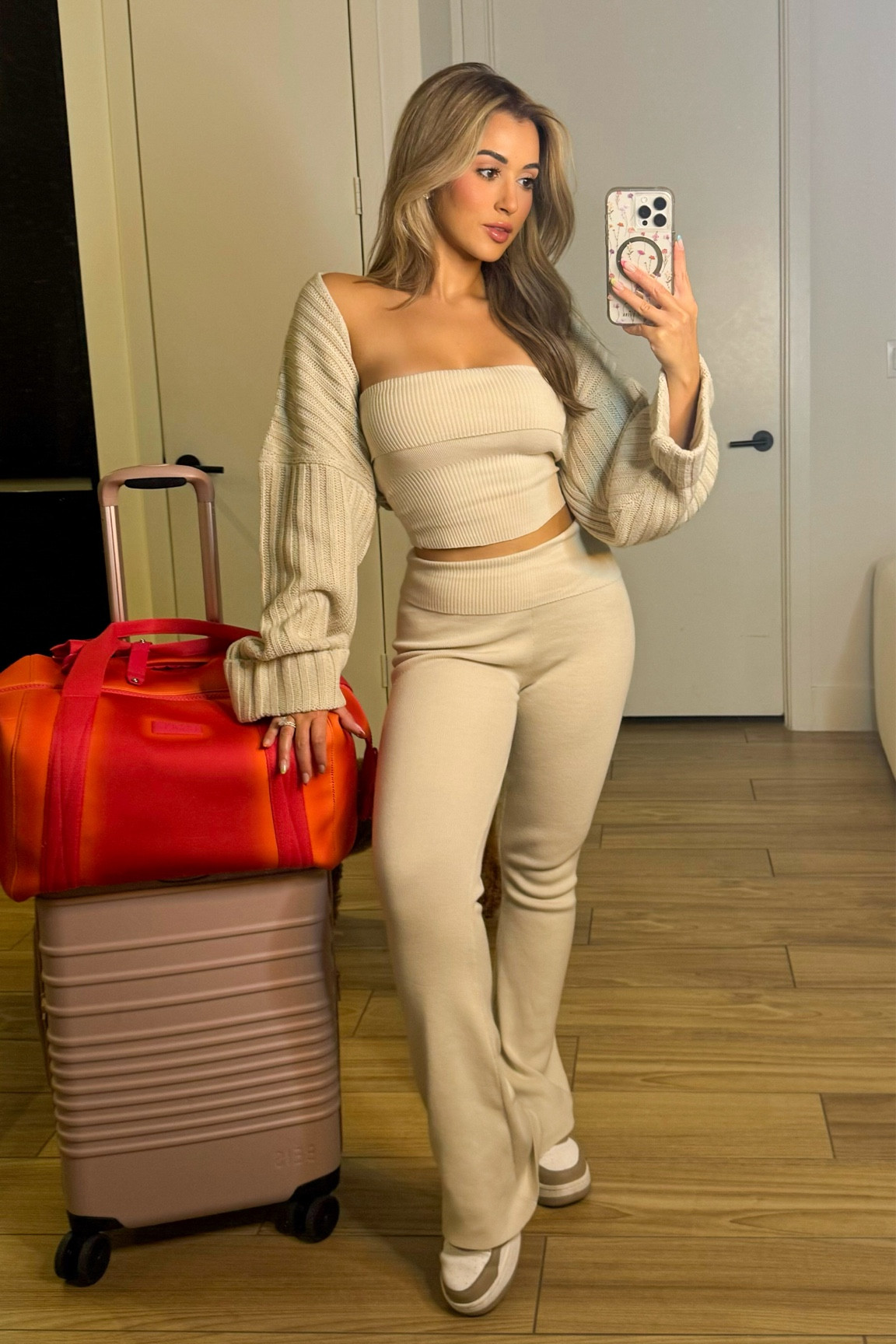 Cozy airport look 🫶🏼 wearing a size XS in everything. My Dagne Dover travel duffle is a size large.

#LTKFindsUnder100 #LTKTravel #LTKActive