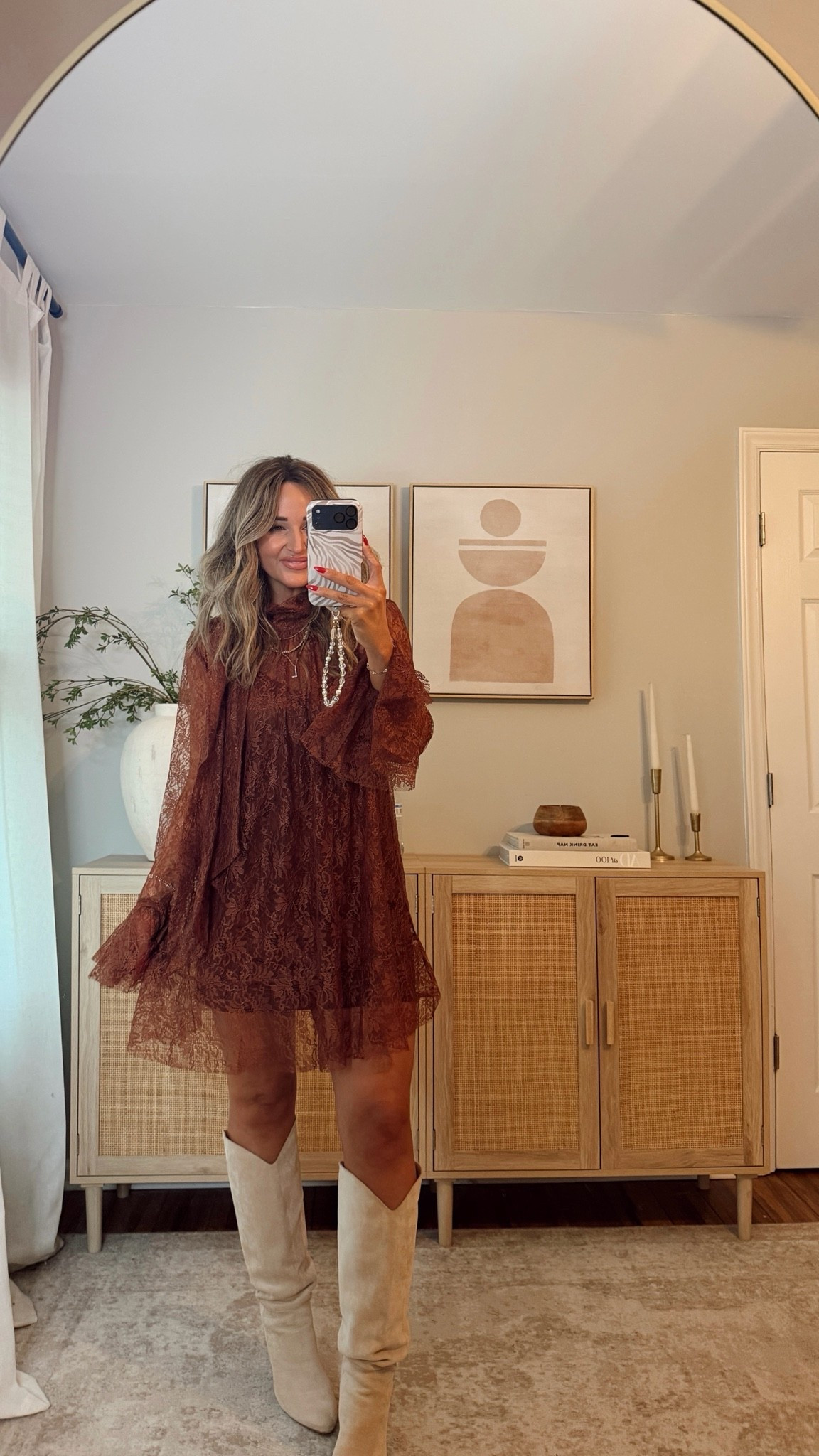40% off with LEANN40 if expired use code LEANN35 this lace dress is so gorgeous!! would be perfect for date night or even fall photos. i’m in a size S. fall outfits @VICI

#LTKootd