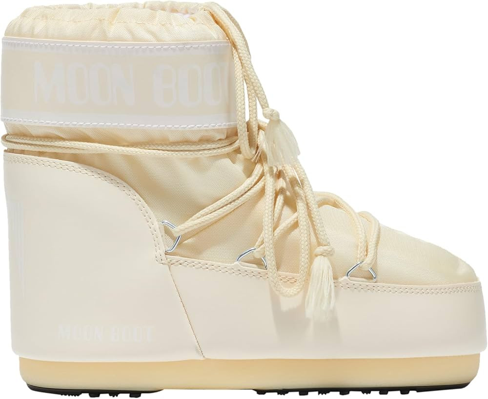 Amazon.com: Moon Boot, Icon Low Nylon Unisex Boots, 39/41, Black : Luxury Stores | Amazon (US)