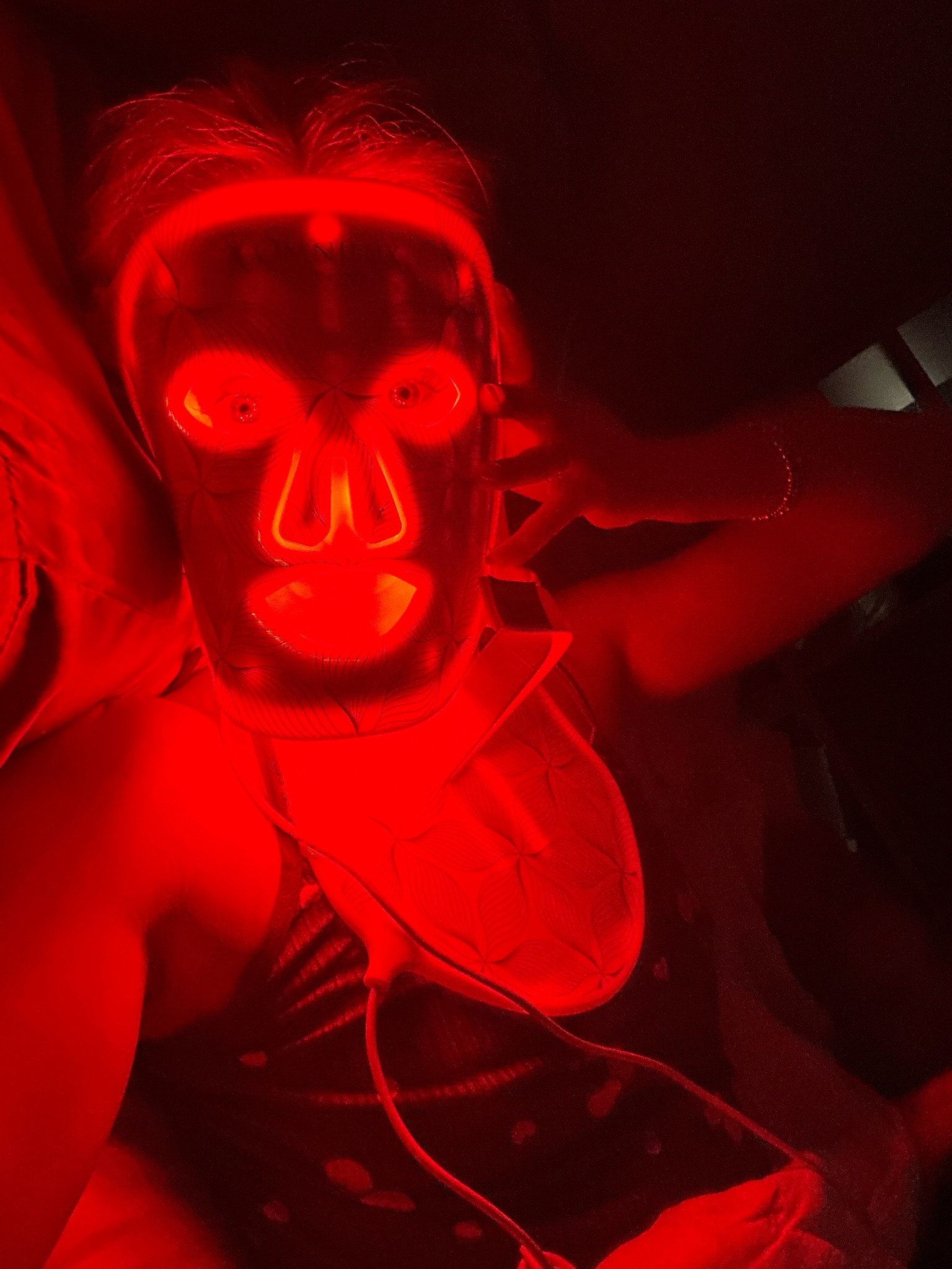 Newest addition to my self care routine? RED LIGHT THERAPY

My skin just glows different when I do this consistently  
