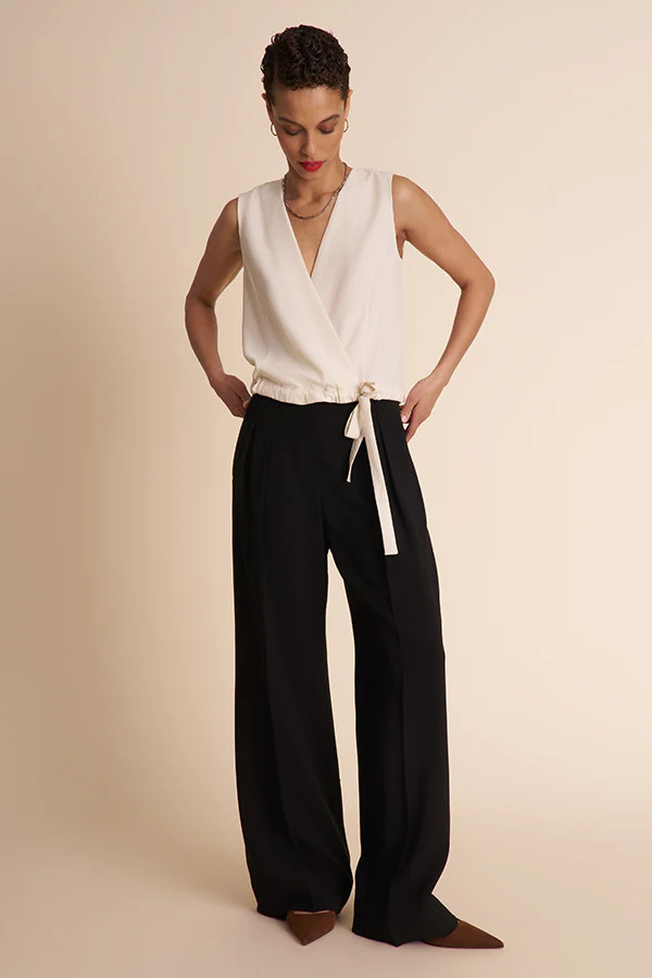 Bia Pleated Trouser - Everyday Crepe :: Black | MM LaFleur