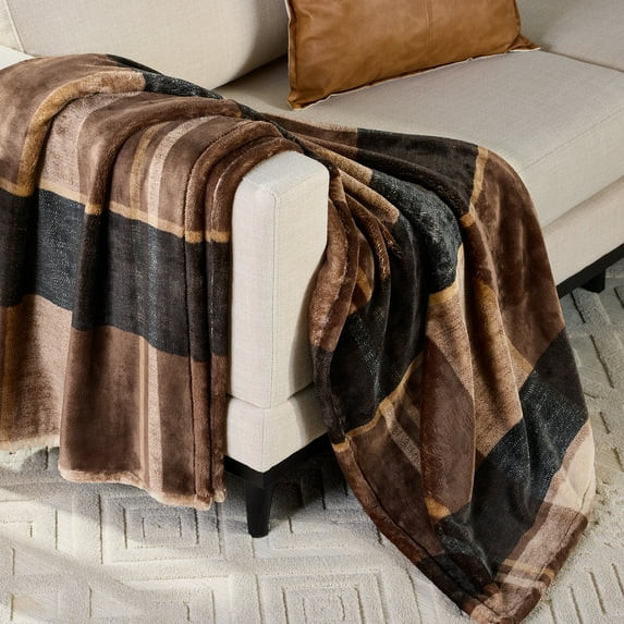 Better Homes & Gardens Printed Velvet Plush Super Soft Throw Blanket, Oversized, Shelton Brown Pl... | Walmart (US)