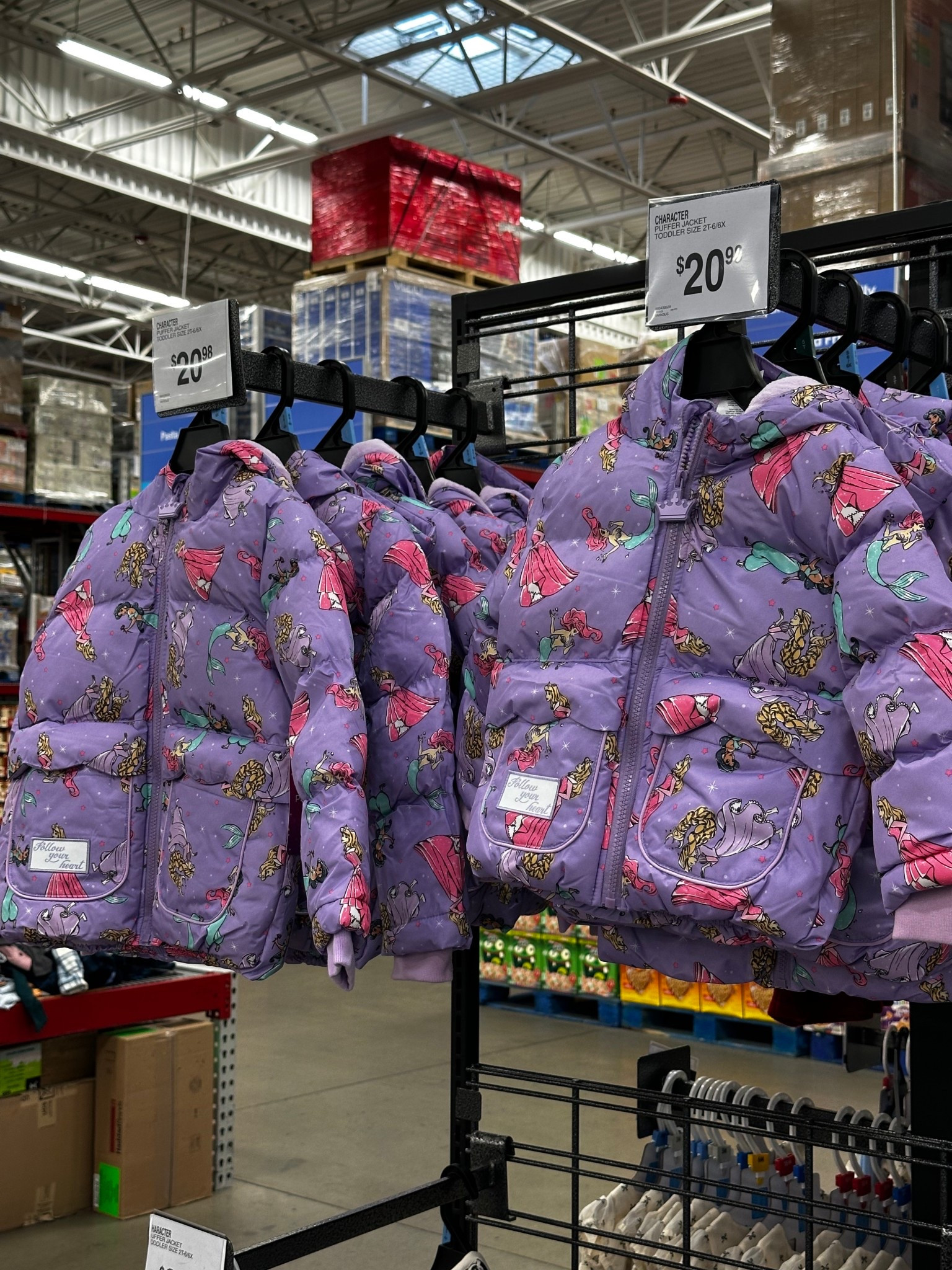 Adorable kid’s winter jacket at Sam’s Club 💜👸💖