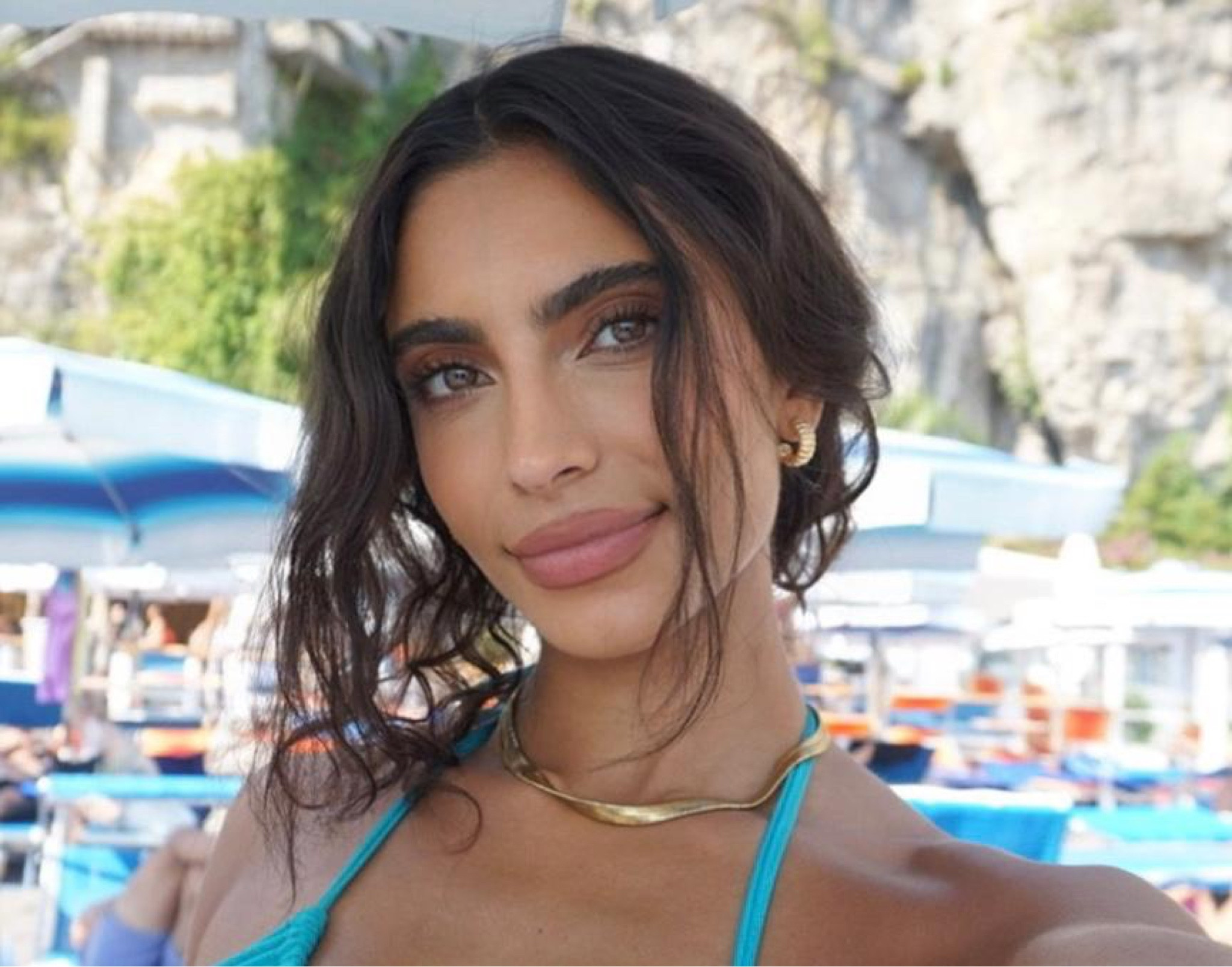 Summer makeup look, hourglass concealer, Murad factor 50 SPF, Charlotte Tilbury eyeliner 

#LTKeurope #LTKSeasonal #LTKbeauty