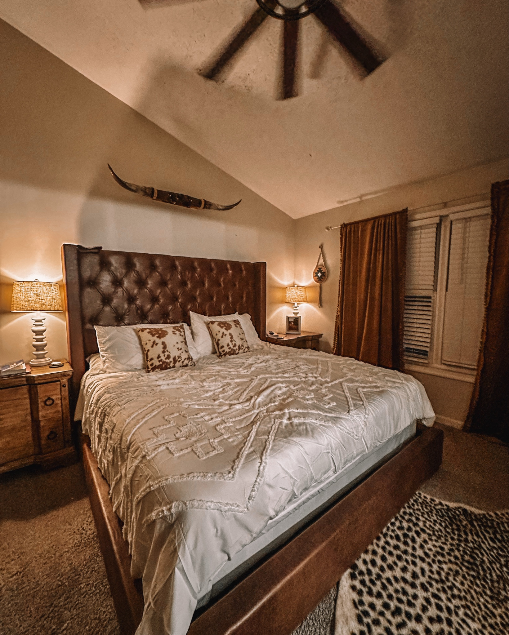 western king bedroom ⚡️

#LTKHome #LTKFindsUnder100 #LTKGiftGuide