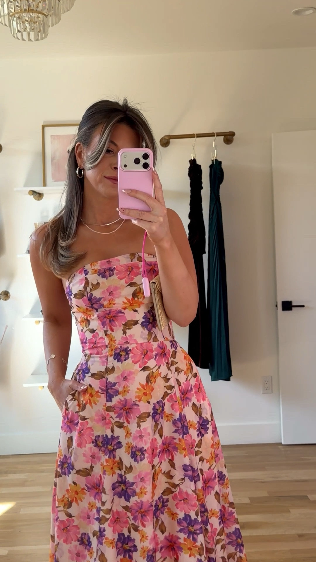 Spring floral wedding guest and event dress from Vici

Vici code: emerson30
Electric picks code: emerson20

Wearing my usual small/2

Wedding guest
Formal event
Shower dress
Spring event
Special occasion

#LTKWedding #LTKootd #LTKSeasonal