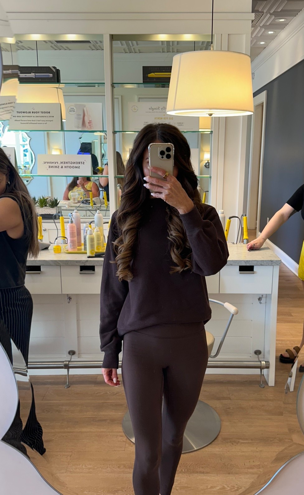 Wearing xs 🤎

#LTKActive #LTKover40