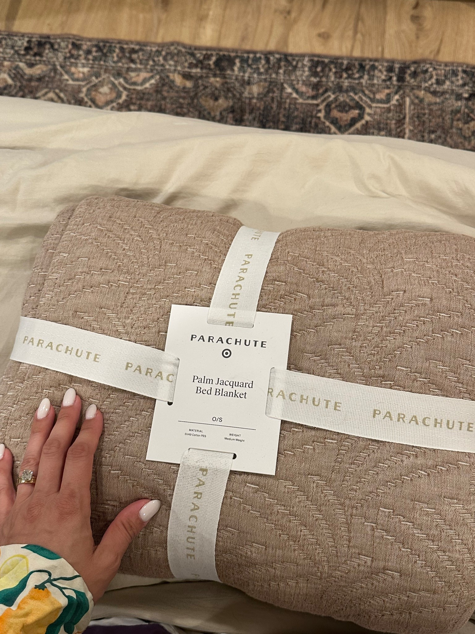 Just got in some of my brand new bedding and I’m in loveee 

#LTKSeasonal #LTKStyleTip #LTKHome