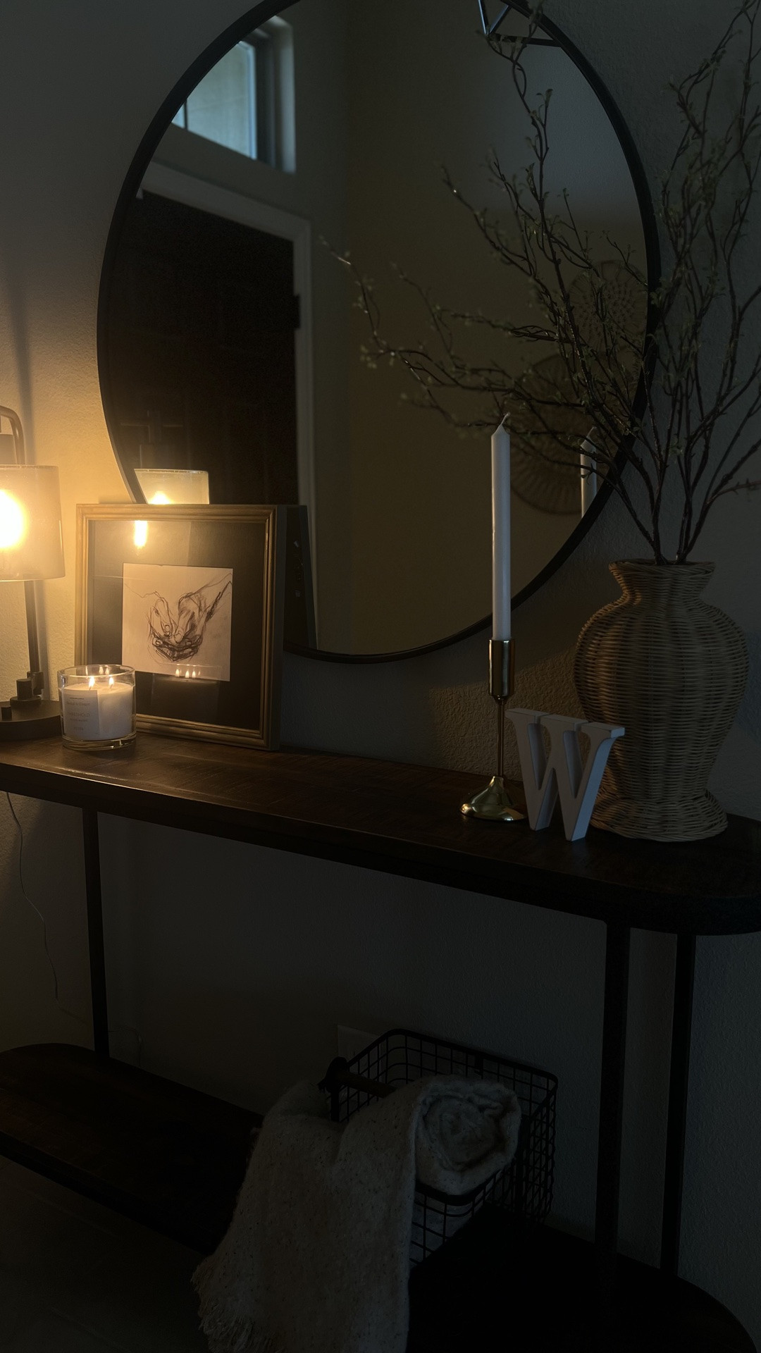 Today’s nap time project: a little spring refresh for the entry table & suddenly the whole house feels lighter🕯️

Linked similar products below!

#homedecor #entrywaydecor #sahm

#LTKHome #LTKSeasonal #LTKdayinmylife